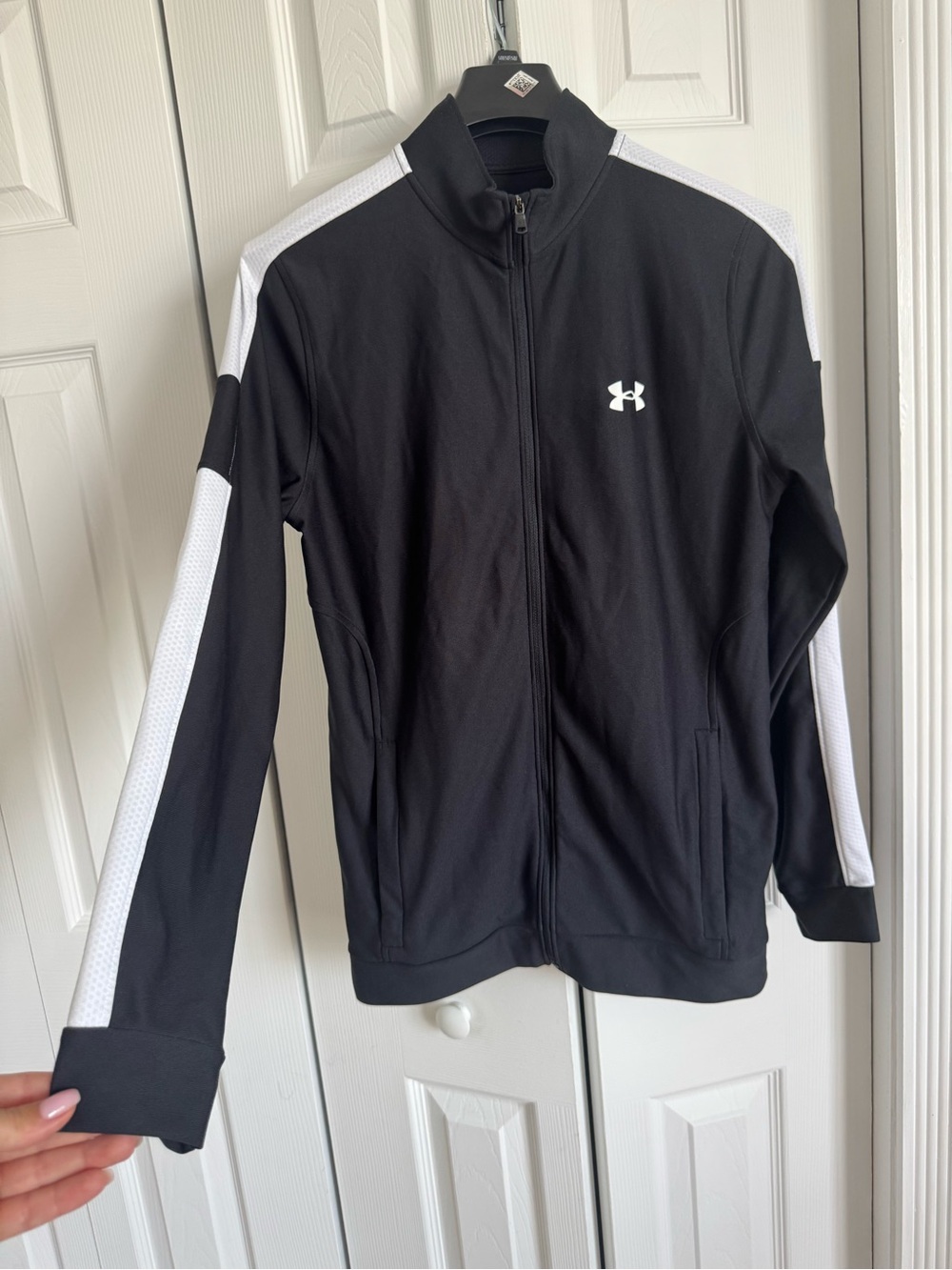 Men’s Under Armour Track Jacket - Size S - Black/White